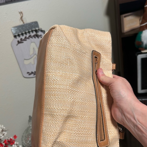 Rosetti Block Party Cancun Straw Handbag with Tropical Embroidery -Like New - Picture 4 of 15